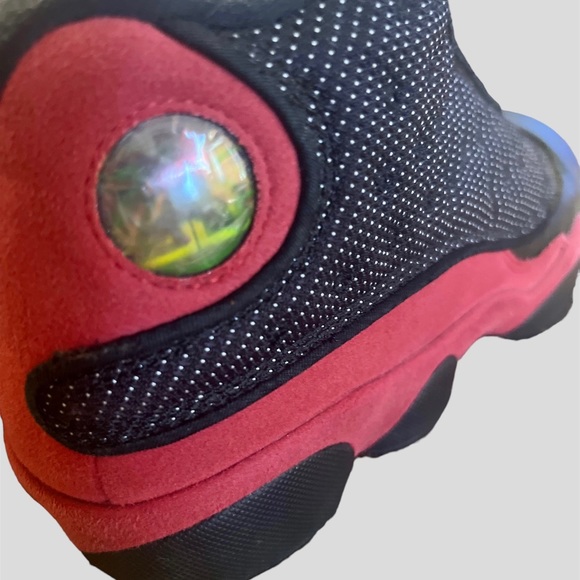 Air Jordan Retro 13 Bred (6.5Y) - Picture 6 of 7
